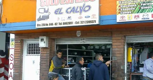 SOLO ESPEJOS CALVO SOLO ESPEJOS CALVO